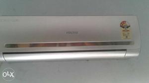 Voltas 3 star AC with good working condition