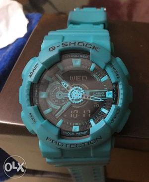 Working g shock with led light along with the box