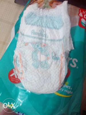 Xl pampers 10rs each