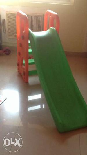 Kids slide,ideal for playroom of toddlers