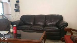 Luxurious black leather sofa set (3+2+1) Bought a