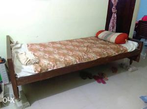 4x6 size Bed teek wood for sale