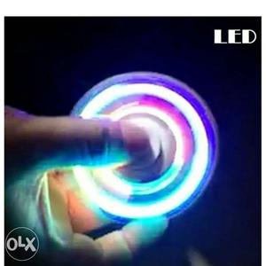 Blue And Purple LED Lighted Fidget Hand Spinner Screenshot
