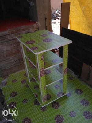 Green-pink-white Floral 4-shelf Table