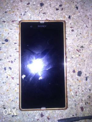 Hy guys i hve sony xperia z in mint condition no