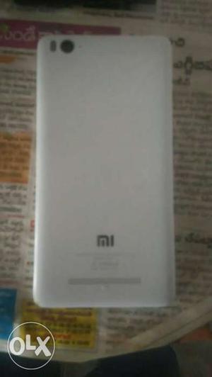 Mi 4i 2gb ram 16 gb internal 13 back 5 front