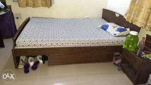 Queen double bed with matress for sale. In excellent
