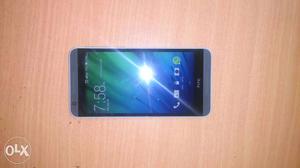 Scratch less mobile htc 820g plus its like new exchange for