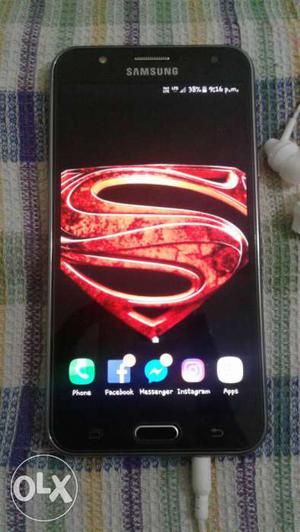 Want to sell my new Samsung j7 only three days