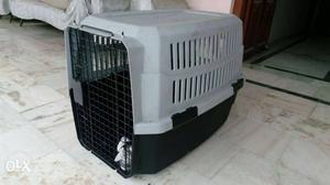 Dog(pet) cage for relocation. IATA approved.