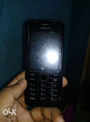 It's a Nokia 220..vry gd condition...just 1 yr
