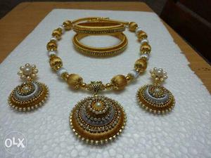 Silk thread necklaces with ear tops, each set 800