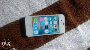 Want to sale my new condition iphone 4s 32 gb