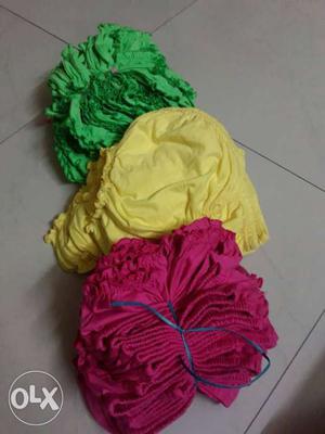Green, Yellow And Red Textiles (90 pcs)