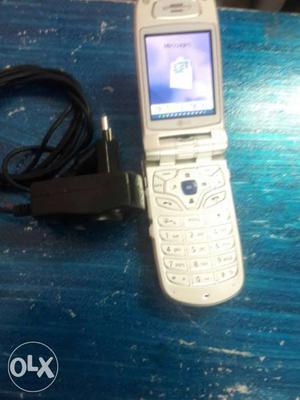 Is very good condition LG 3 charger American phone