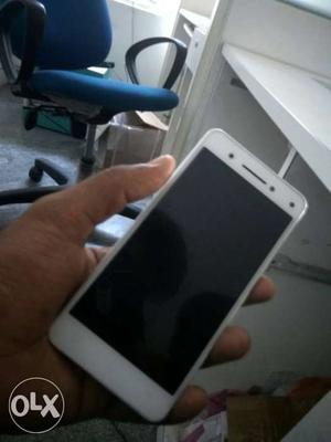 Lenovo vibe s1 front dual camera 10 day used..