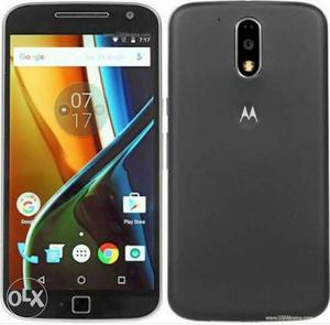 Moto g4 plus 3 GB ram and 32 gb rom in very gud condition.