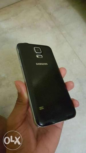 Samsung Galaxy sh. 2gb ram,16gb,13mp