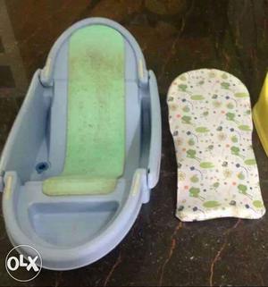 Bath tub and sling for new born till 1year