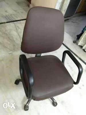 Brown moving Office Arm chair