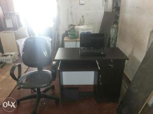 FREE chair wit 3ft office table
