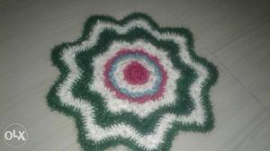 Green And White Star Crochet Mat