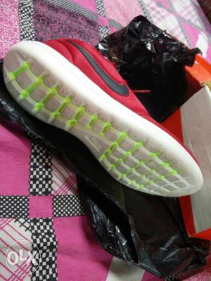 Nike Roshe Size 10, Brand New Shoes Sealpacked,