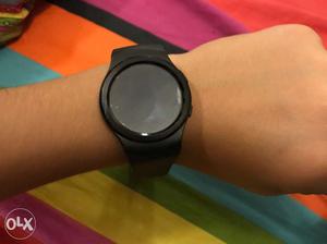 Round Black Smart Watch With Black Strap