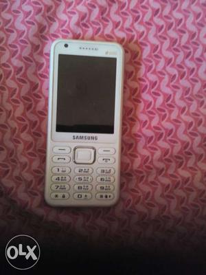 Samsung Metro XL Easy to use phone with all