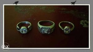 Three silver ring in just  weight approx 18 gm