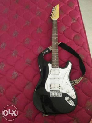 Black And White Stratocaster Style Electric Guitar