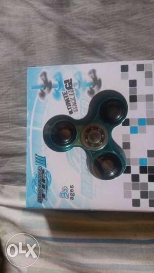 I want to sell blueish silver spinner fidget at