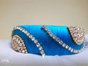 Silk thread bangle blue(new)