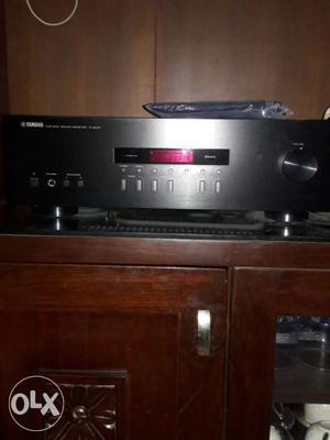 BlackYamaha Stereo Audio Receiver RS 202 New with 1 yr