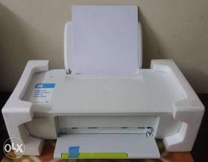HP - DeskJet  printer with bill of rs