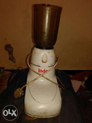 Indo mixer grinder in good working condition..