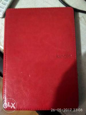 Kindle E-Reader, Wifi, with cover, new condition market