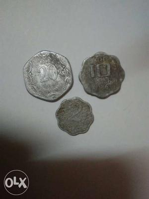 Three Scalloped Edge , And 2 Indian Paises