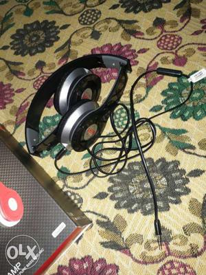 Ubon Branded latest new Headphone one wired with