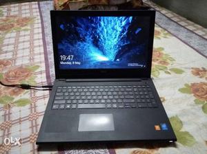 Very good nd new condition laptop. no hard use.