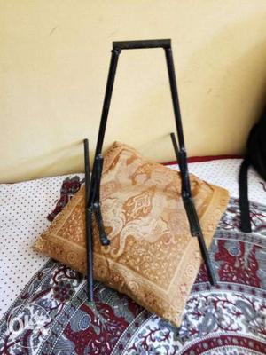 Acoustic guitar stand 6 pic. each 250/-