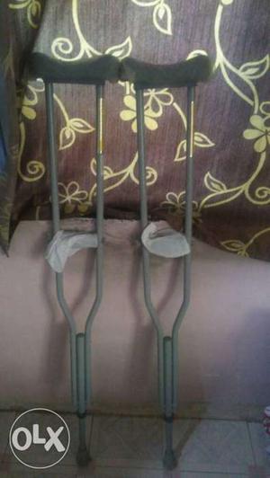 Brand New Adjustable Underarm Crutches Pair, hardly use for