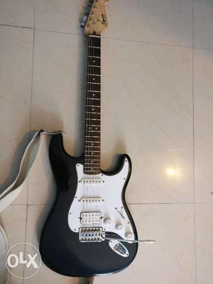 ELECTRIC GUITAR & AMP- Fender Squier Bullet Strat with