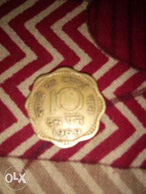 Scalloped Edge Silver Indian Coin