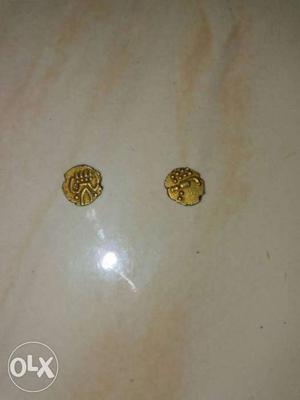 Two Gold Round Plates