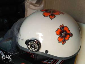 Whiet And Orange Hibiscus Flower Print Nutshell Helmet