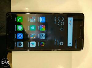 A 3 months old redmi note 4 3GB RAM +32GB ROM in neat and