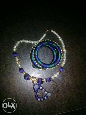 Blue And White Beaded Collar Necklace With Silk Thread
