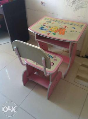 Child's Pin-white-gray Wooden Desk With Chair
