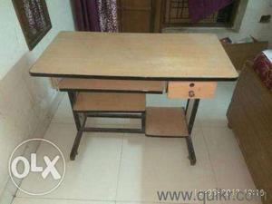 Computer table in new condition